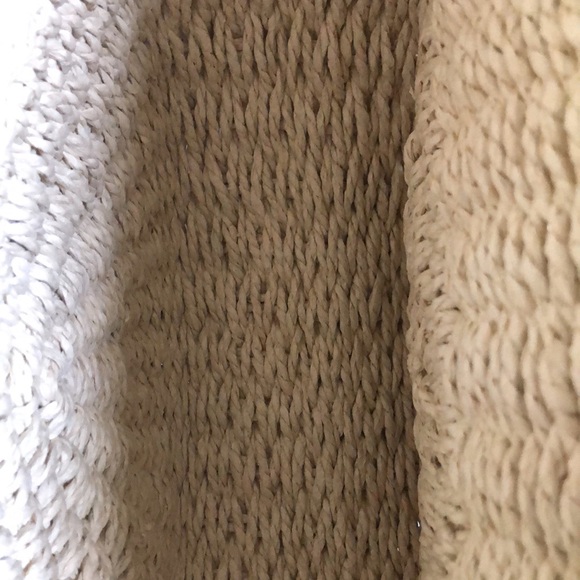 Straw Bag. - Picture 7 of 7